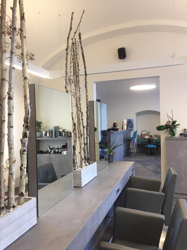 Haargalerie | Friseur, Nagelstudio, Make-up In Graz