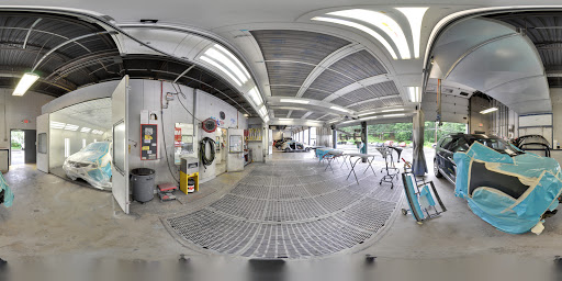 Auto Body Shop «D & M Auto Body», reviews and photos, 352 E Main St, Rockaway, NJ 07866, USA