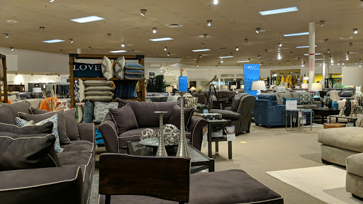 Furniture Store «Art Van Furniture - Ann Arbor», reviews and photos, 425 E Eisenhower Pkwy, Ann Arbor, MI 48108, USA