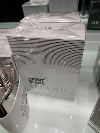 Hair Salon «Ulta Beauty», reviews and photos, 833 N Krocks Rd #103, Allentown, PA 18106, USA