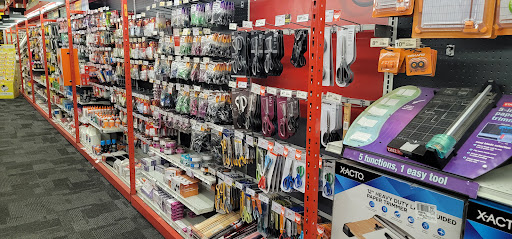 Office Supply Store «Staples», reviews and photos, 672 Queen St, Southington, CT 06489, USA