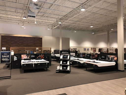 Furniture Store «Value City Furniture», reviews and photos, 13961 Manchester Rd, Ballwin, MO 63011, USA