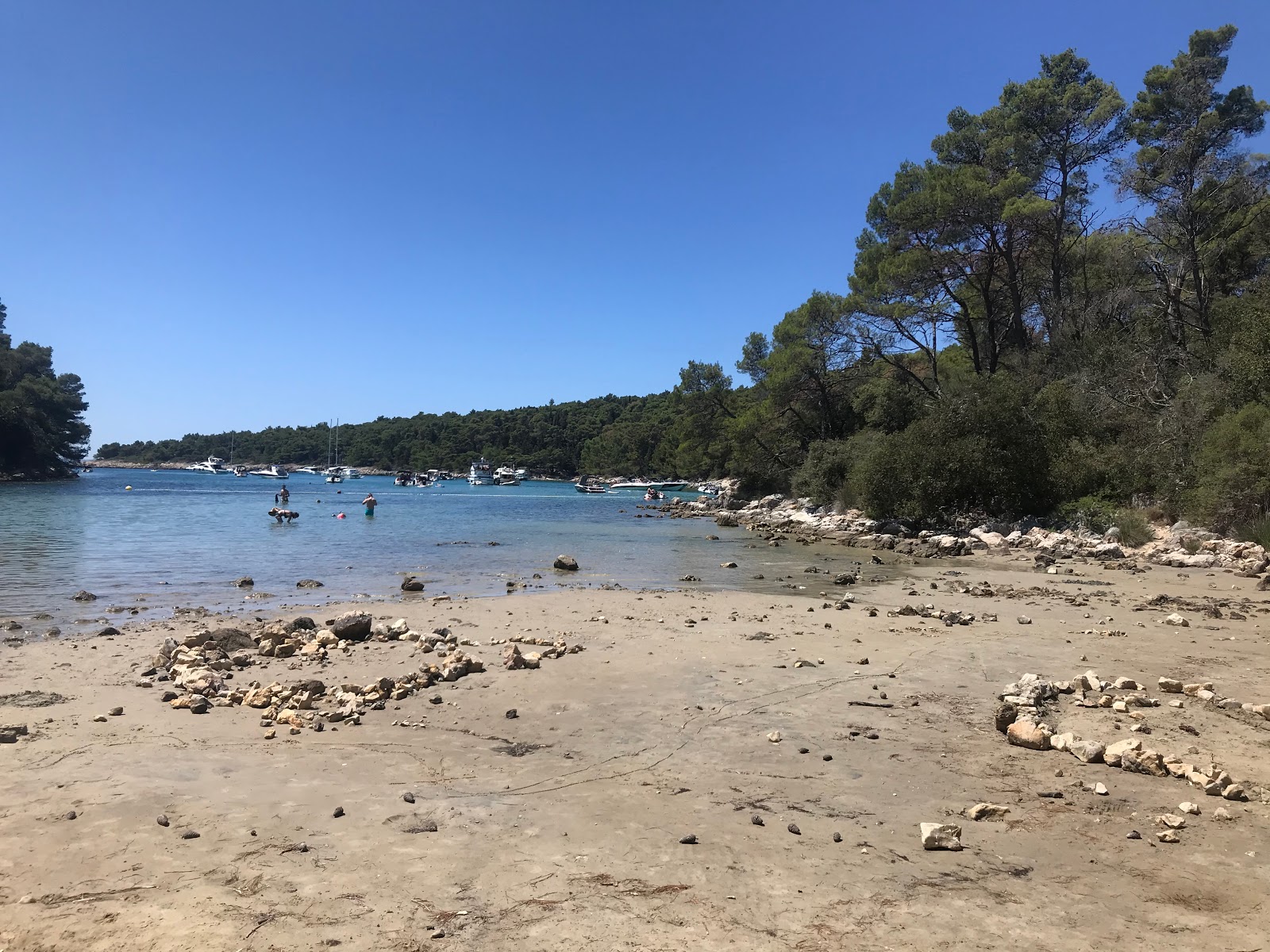 Foto von Chifnata Bay und seine wunderschöne Landschaft