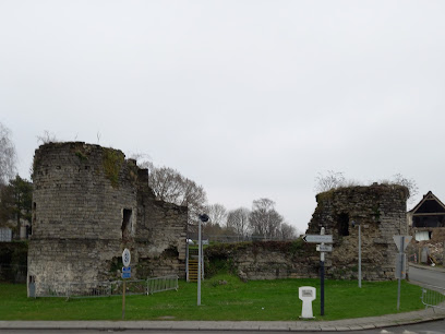Château Médiéval de Vaulx