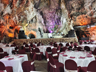 Restaurante Cueva de los Majuelos - Carretera De Mancha Real, Sn, 23110 Pegalajar, Jaén, Spain