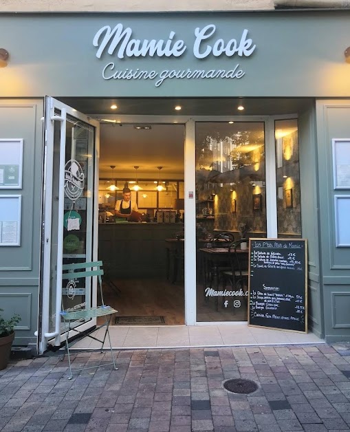 Mamie Cook à Clermont-Ferrand