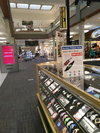 Shopping Mall «Monroeville Mall», reviews and photos, 200 Mall Cir Dr, Monroeville, PA 15146, USA