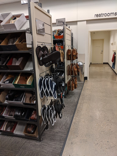 Department Store «Nordstrom Rack Gateway», reviews and photos, 9607 Research Blvd, Austin, TX 78759, USA