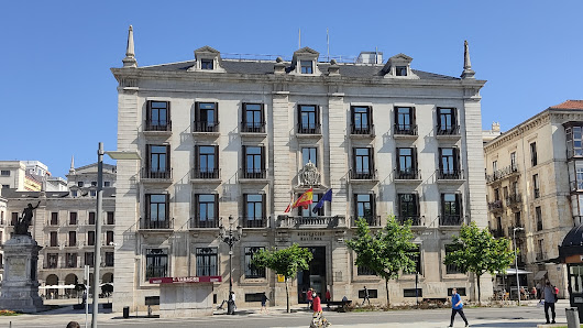 PMV Administración. Asesoría fiscal Bo. Somavilla, 32, 39609 Camargo, Cantabria, España