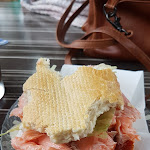 Photo n°1 de l'avis de Bea.e fait le 30/09/2019 à 10:52 sur le  Zur kleinen Hafenräucherei à Breege