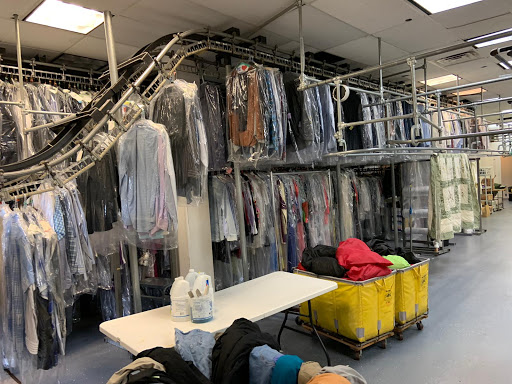 Dry Cleaner «Any Garment Cleaners», reviews and photos, 181 US-1, Metuchen, NJ 08840, USA