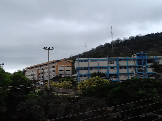 Opiniones de Escuela de Medicina UTM en Portoviejo - Escuela