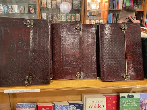 Book Store «Garland of Letters Bookstore», reviews and photos, 527 South St, Philadelphia, PA 19147, USA