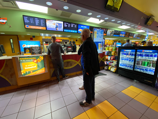 Movie Theater «Regal Cinemas Southland Mall 16», reviews and photos, 20505 S Dixie Hwy, Cutler Bay, FL 33189, USA