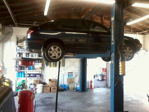 Auto Repair Shop «Griffis Automotive Repair», reviews and photos, 1400 S Bumby Ave, Orlando, FL 32806, USA