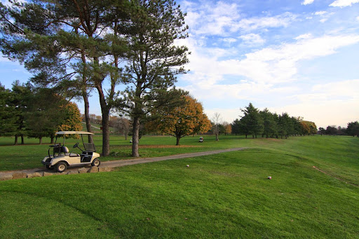 Golf Course «Spring Hills Golf Course», reviews and photos, 6571 S Cleveland Massillon Rd, Clinton, OH 44216, USA