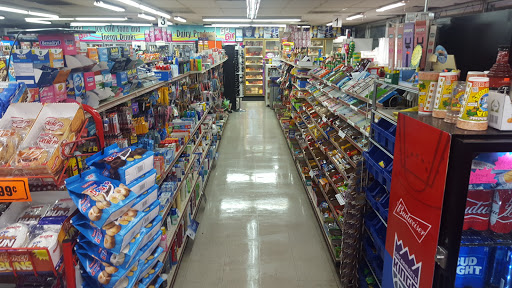 Grocery Store «La Riviera Market and Spirits», reviews and photos, 9331 La Riviera Dr, Sacramento, CA 95826, USA