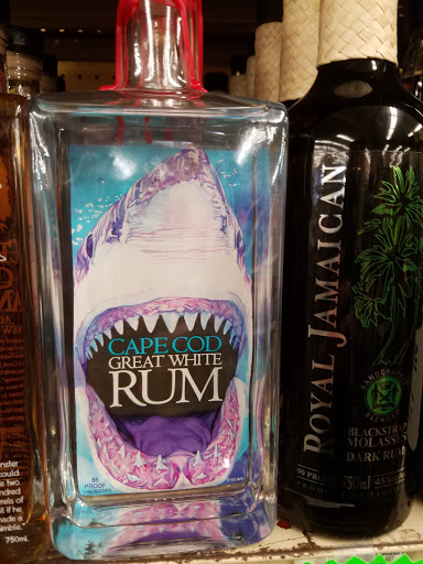 Liquor Store «Downtown Wine & Spirits», reviews and photos, 225 Elm St, Somerville, MA 02144, USA