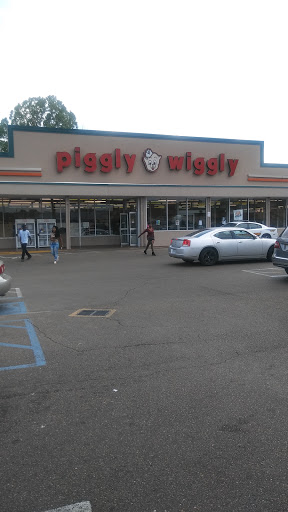 Supermarket «Piggly Wiggly Jackson», reviews and photos, 225 Meadowbrook Rd, Jackson, MS 39206, USA