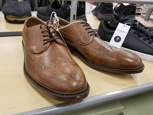 Shopping Mall «Gilroy Crossing Shopping Center», reviews and photos, 6915 Camino Arroyo, San Jose, CA 95112, USA