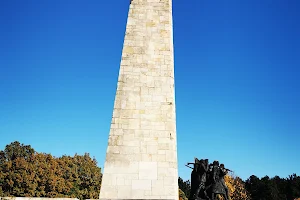 Spomenik fruška gora image