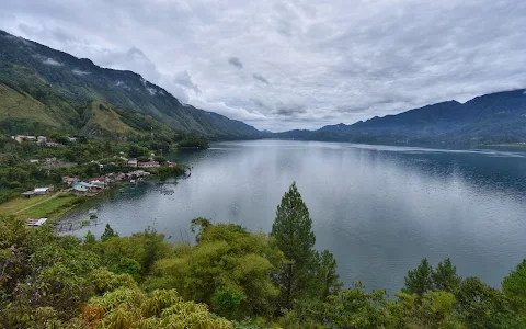 Lake Laut Tawar image