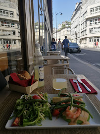 Plats et boissons du Restaurant Bread & Roses Paris - n°9
