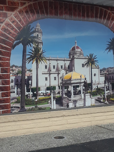 Market «La Super Altena Market», reviews and photos, 223 E Yosemite Ave, Manteca, CA 95336, USA