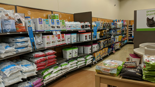 Pet Supply Store «Petco Animal Supplies», reviews and photos, 2435 N Hwy 67, Florissant, MO 63033, USA