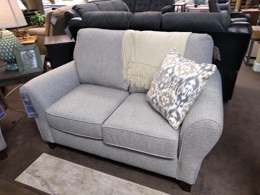 Furniture Store «Furniture Design Center», reviews and photos, 1716 5th St, Eureka, CA 95501, USA