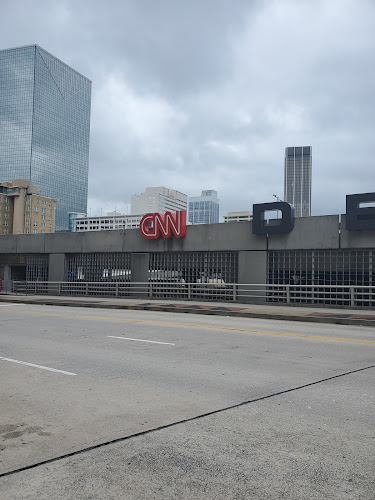Comments and reviews of CNN Parking Deck