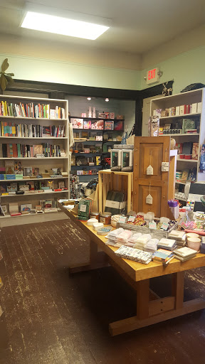 Book Store «Sundance Bookstore», reviews and photos, 121 California Ave, Reno, NV 89509, USA