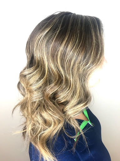 Beauty Salon «Salon Le Rae», reviews and photos, 156 Quinnipiac St, Wallingford, CT 06492, USA