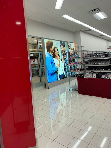 Clothing Store «Burlington Coat Factory», reviews and photos, 275 Main St #4, White Plains, NY 10601, USA