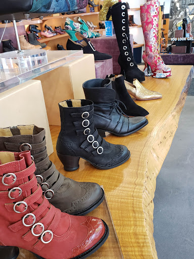 Shoe Store «John Fluevog Shoes», reviews and photos, 205 Pine St, Seattle, WA 98101, USA