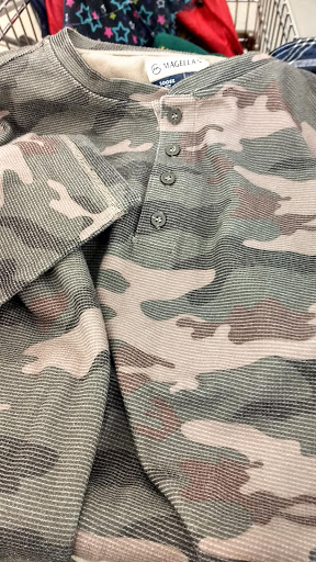 Thrift Store «Goodwill Industries of Middle Tennessee», reviews and photos, 291 New Shackle Island Rd, Hendersonville, TN 37075, USA