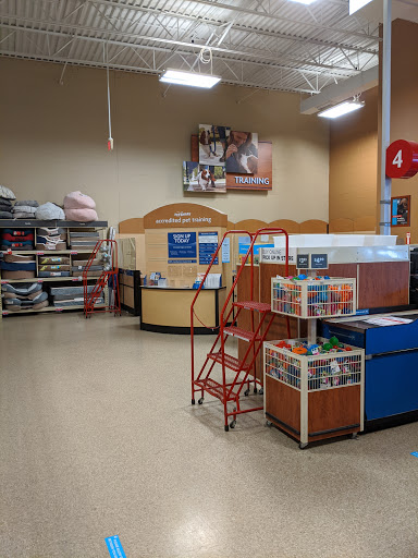 Pet Supply Store «PetSmart», reviews and photos, 5591 TN-153, Hixson, TN 37343, USA