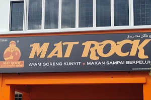 Mat Rock Special Ayam Goreng Kunyit image