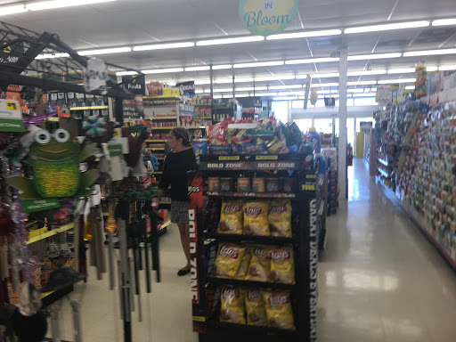 Discount Store «Dollar General», reviews and photos, 7800 W 33rd Ave, Hialeah, FL 33018, USA