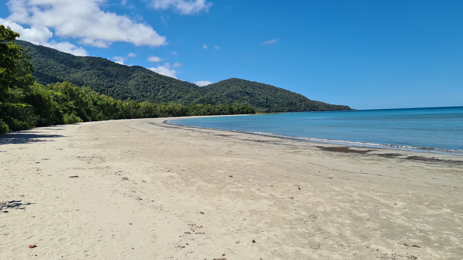 Foto de Myall Beach con arena beige superficie