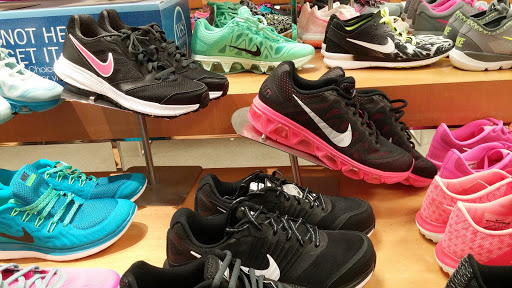 Shopping Mall «Independence Mall», reviews and photos, 3500 Oleander Dr, Wilmington, NC 28403, USA