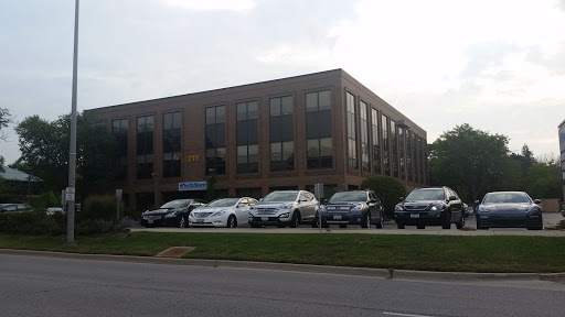Car Dealer «Steven Todd Leasing and Sales», reviews and photos, 211 Waukegan Rd #102, Northfield, IL 60093, USA