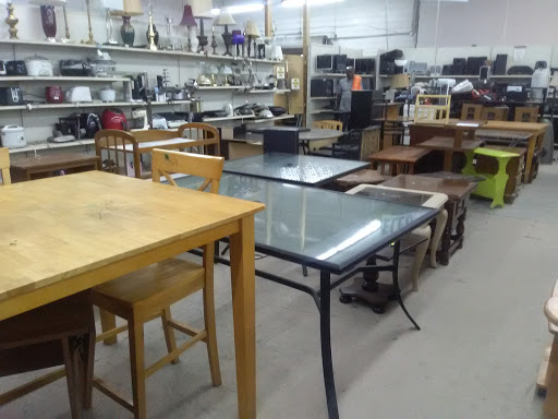 Thrift Store «Community Thrift Store», reviews and photos, 6015 Edgewater Dr, Orlando, FL 32810, USA