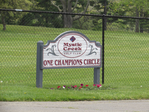 Golf Club «Mystic Creek Golf Course and Banquet Center», reviews and photos, 1 Champions Circle, Milford, MI 48380, USA
