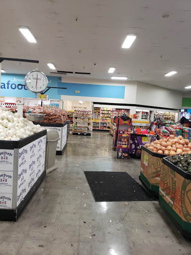 Grocery Store «El Super», reviews and photos, 9710 Woodman Ave, Pacoima, CA 91331, USA