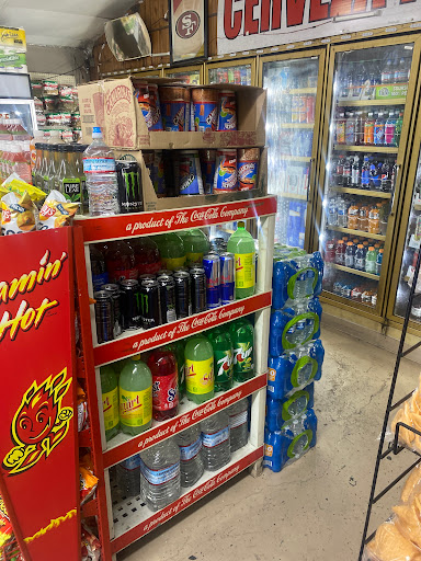 Grocery Store «Parkview Market», reviews and photos, 515 S Cardinal Ave, Stockton, CA 95215, USA