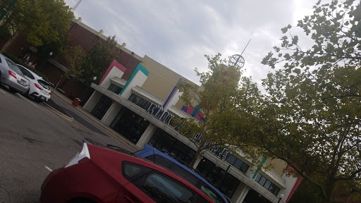 Movie Theater «AMC Lennox Town Center 24», reviews and photos, 777 Kinnear Rd, Columbus, OH 43212, USA