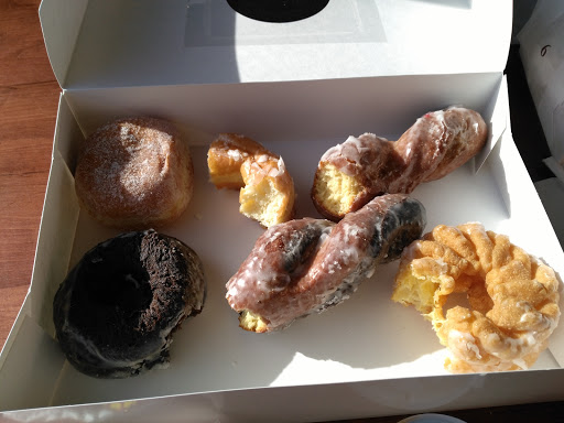 Donut Shop «Heav’nly Donuts», reviews and photos, 592 Merrimack Ave, Dracut, MA 01826, USA