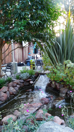 Shopping Mall «Carlmont Village Shopping Center», reviews and photos, 1049 Alameda de las Pulgas, Belmont, CA 94002, USA