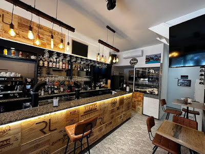Bistrot Le moderne BY FRED à Eyguières